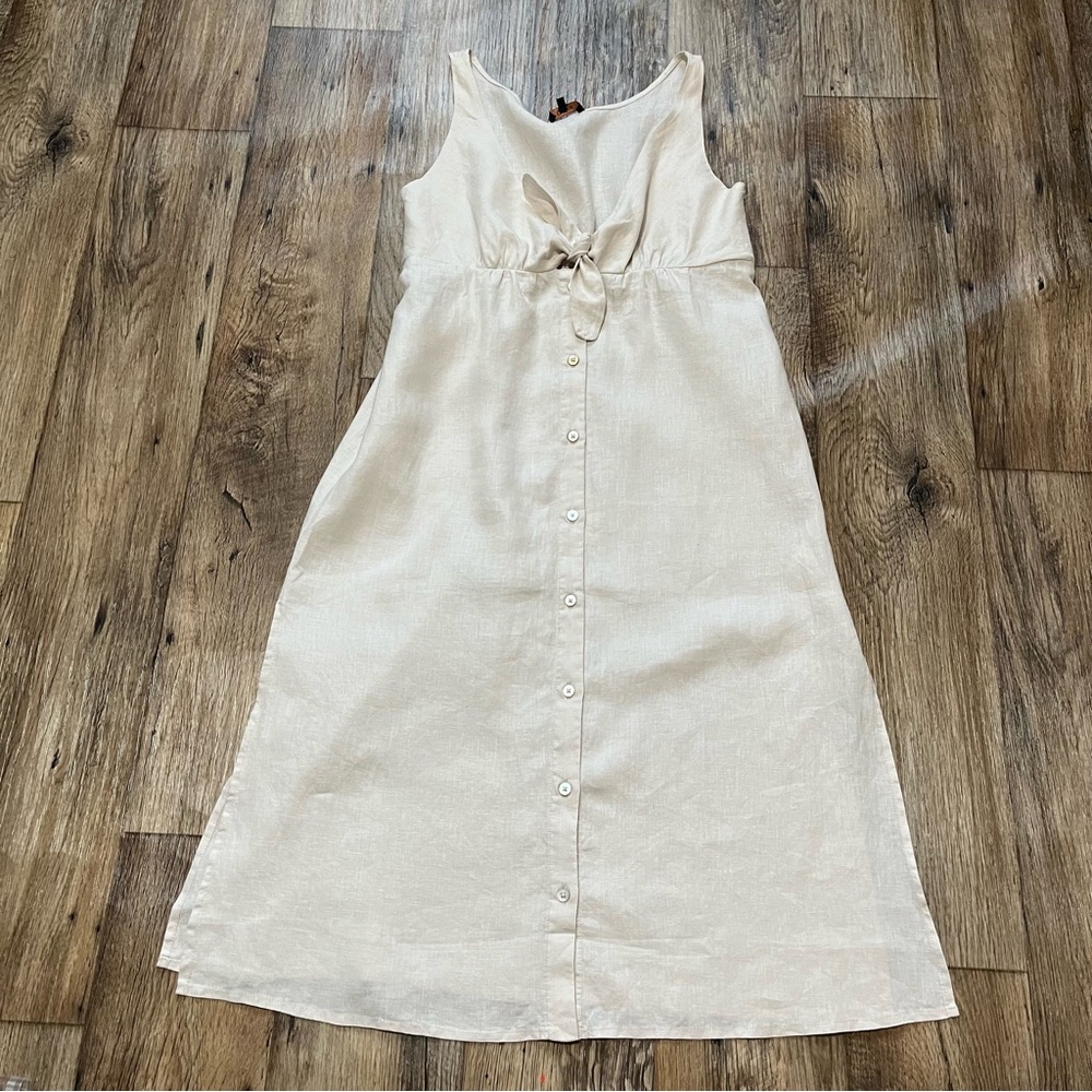 Quince Cream Sleeveless Dress - Picture 3 of 11